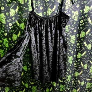 NWOT Black Velvet Off The Shoulder Adjustable Bell Sleeve Top
